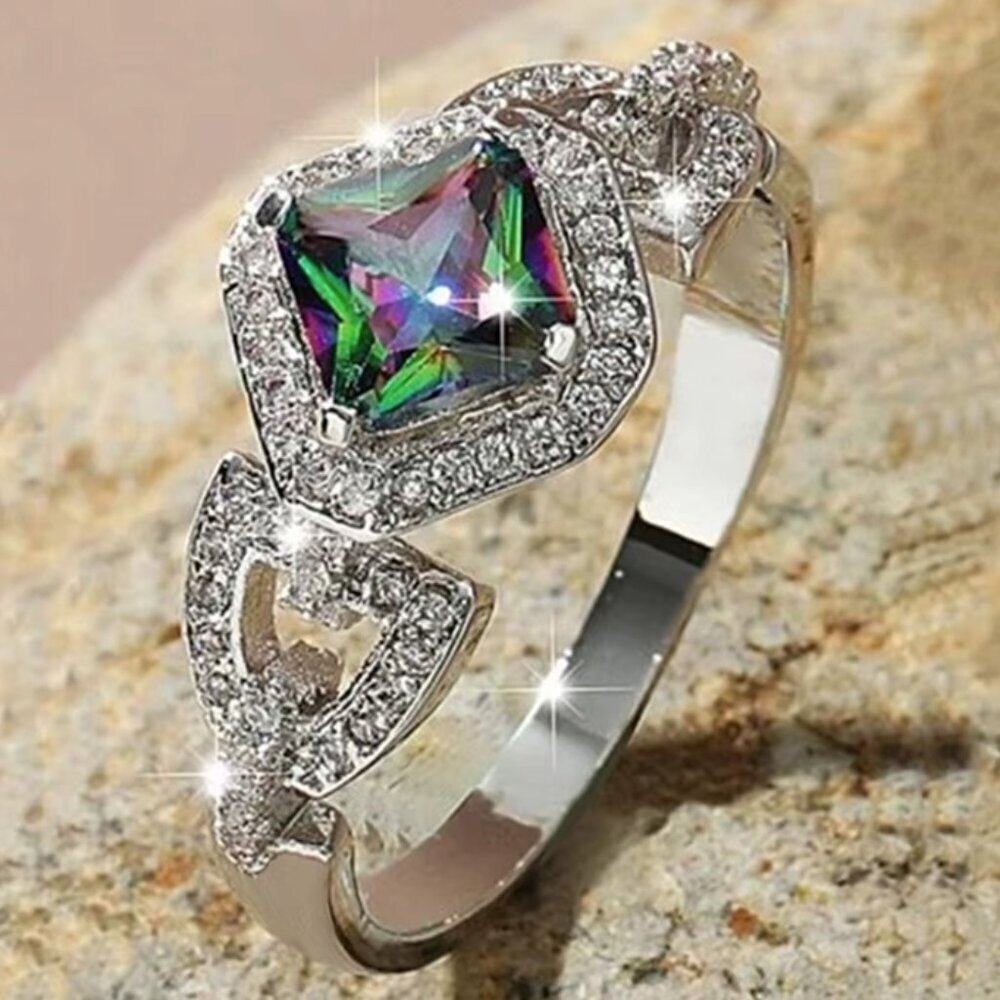 NEW 18k White Gold Mystic Topaz Diamond Ring